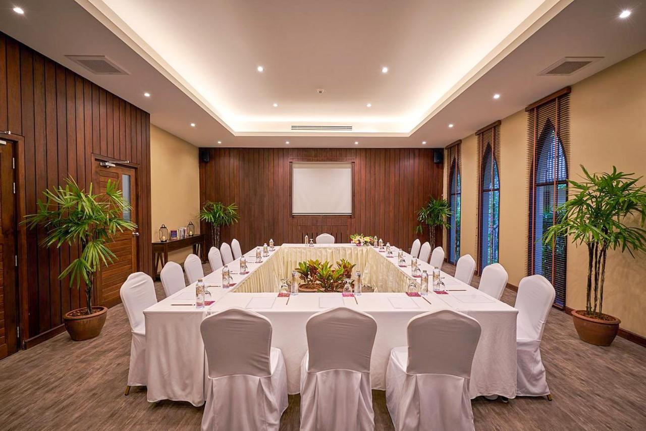 Khanom Beach Resort And Spa Ngoại thất bức ảnh