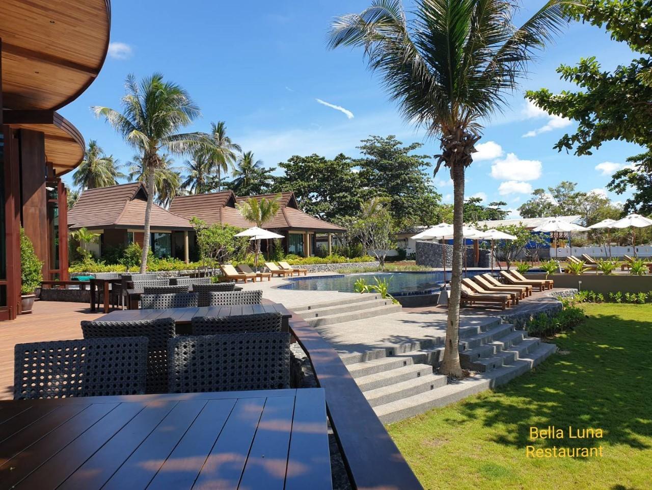 Khanom Beach Resort And Spa Ngoại thất bức ảnh