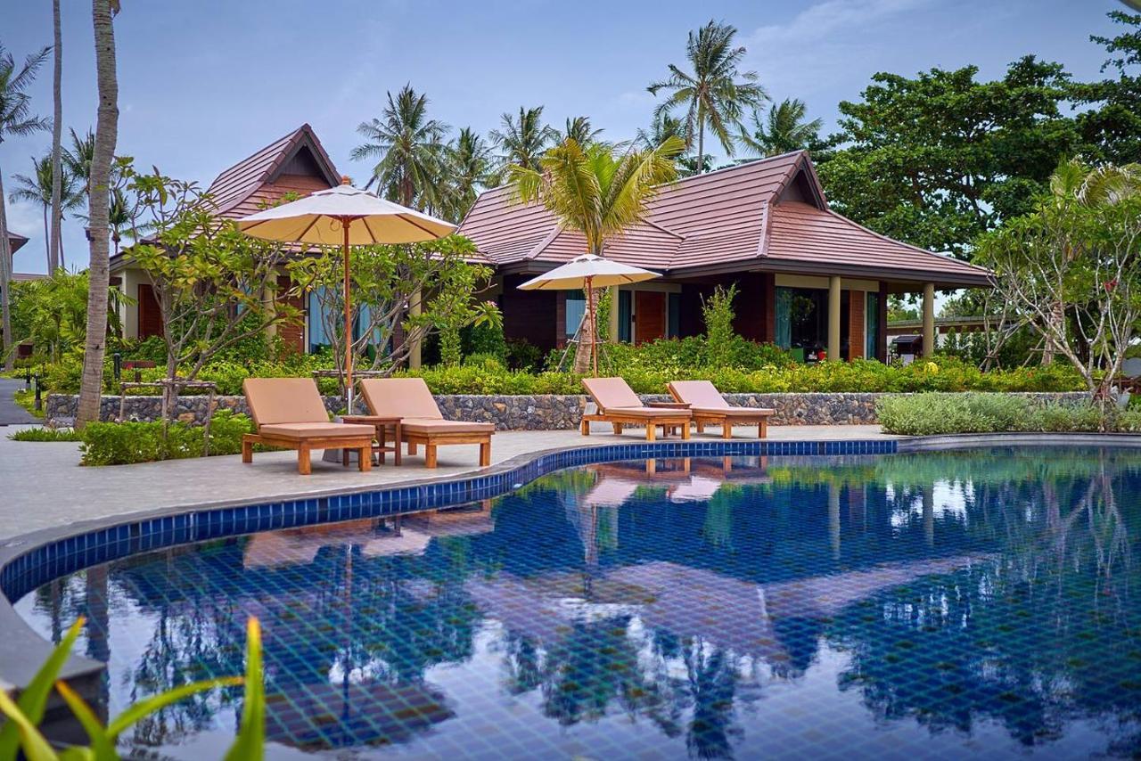 Khanom Beach Resort And Spa Ngoại thất bức ảnh